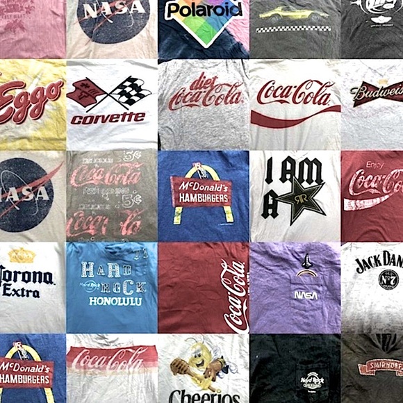 𝘍𝘙𝘌𝘌 with purchase ♡︎ - Picture 2 of 15